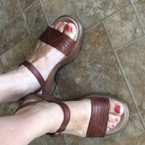 Dansko sandals size 38 U.S. 8 brown